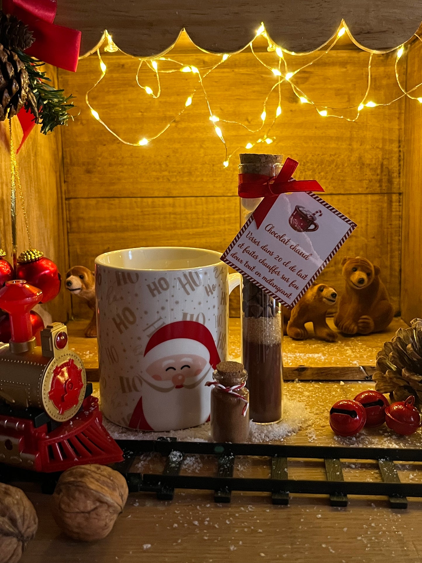 MUG AVEC FIOLE POUR PRÉPARATION DE CHOCOLAT CHAUD (père noël)