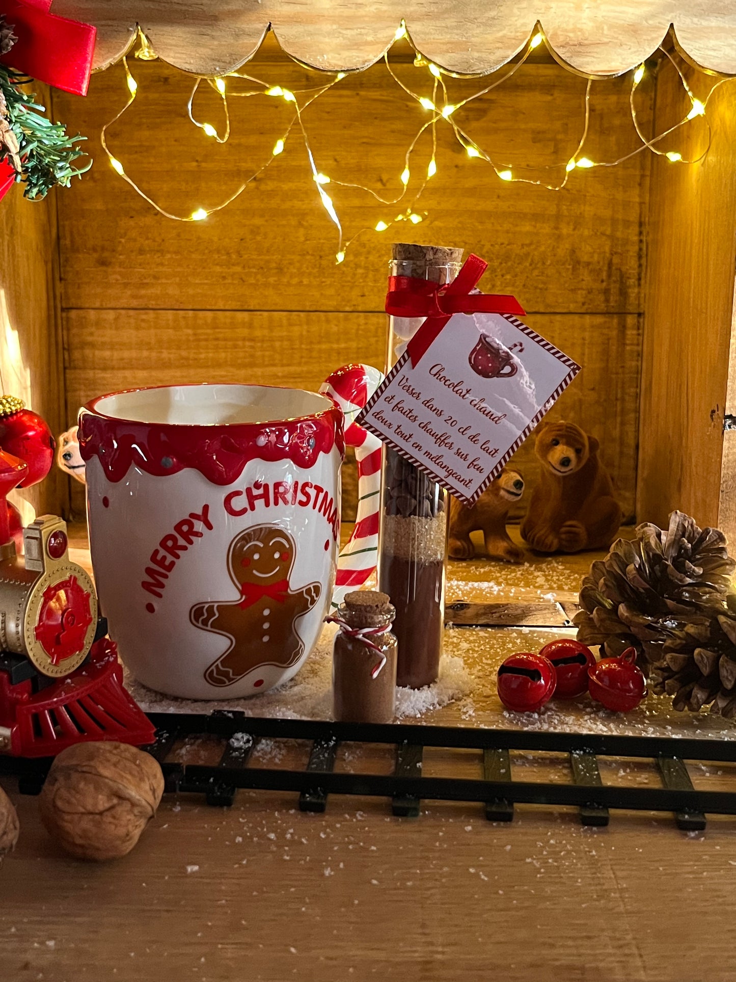 SUPERBE MUG (PETIT BISCUIT) AVEC FIOLE POUR PREPARATION DE CHOCOLAT CHAUD