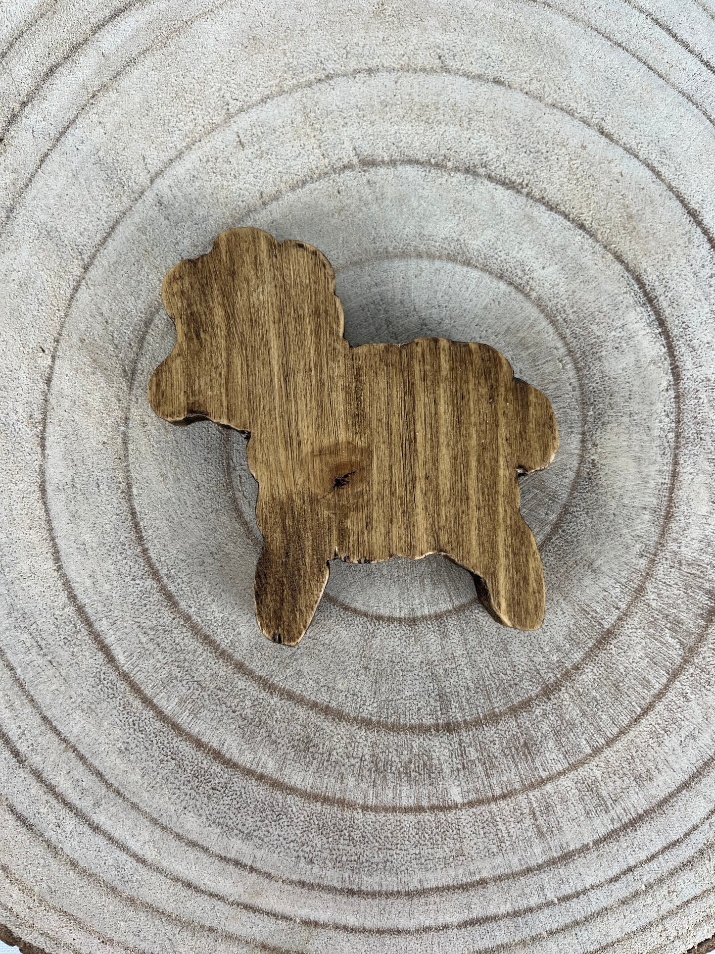 MOUTON EN BOIS DEBOUT DECORATION POUR ARBRE DE PAQUES OU AUTRE     ARTISANAL